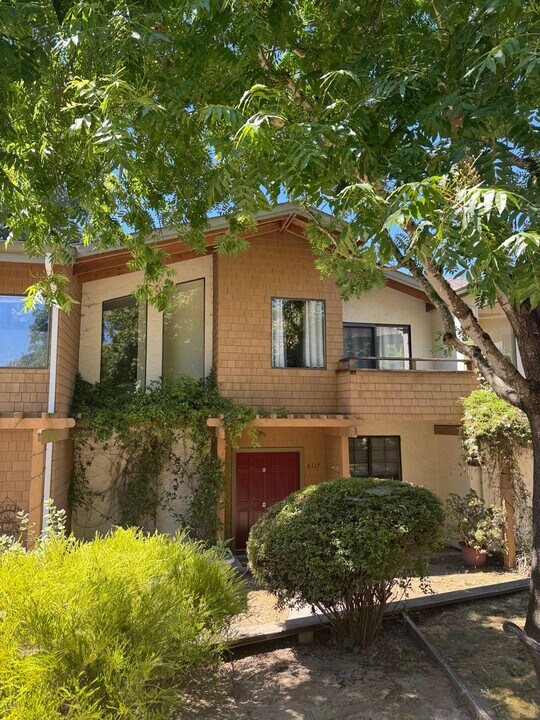 6117 Abbey Rd in Aptos, CA - Building Photo