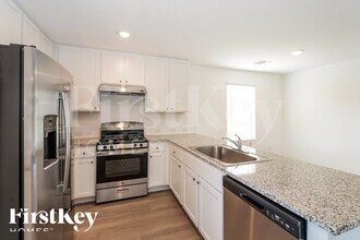 6512 Arid Wy in San Antonio, TX - Foto de edificio - Building Photo