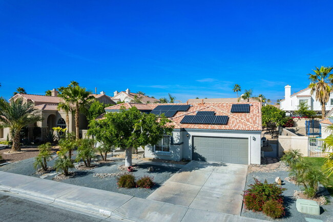 79360 Desert Stream Dr in La Quinta, CA - Building Photo - Building Photo