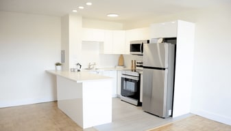 Brentwood in Halifax, NS - Building Photo