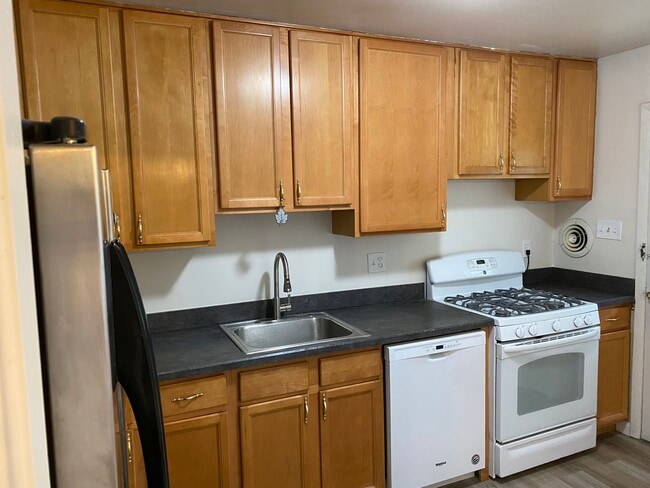 8210 Tomlinson Ct in Severn, MD - Building Photo - Building Photo