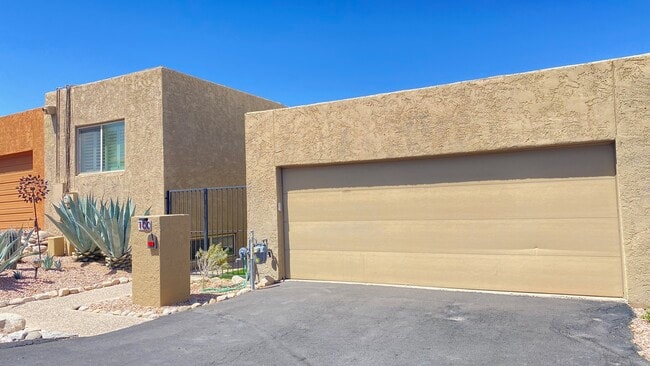 700 E Placita Leslie in Tucson, AZ - Building Photo - Building Photo