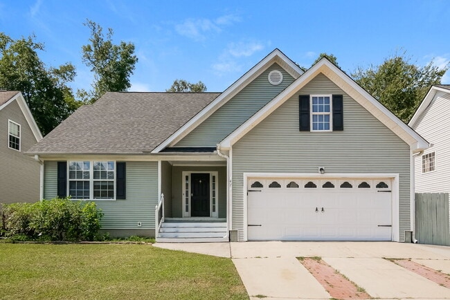 47 Crescent St