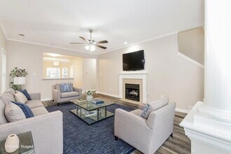 2223 Purple Leaf Ln in Memphis, TN - Building Photo - Building Photo