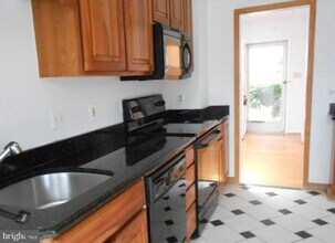 3729 N Oakland St in Arlington, VA - Building Photo - Building Photo