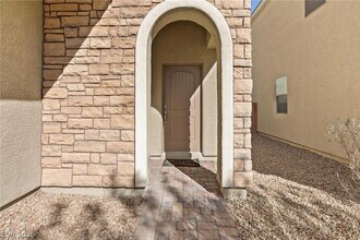 8924 Willow Break Ave in Las Vegas, NV - Building Photo - Building Photo