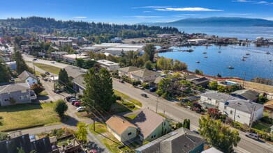 915 11th St in Bellingham, WA - Building Photo - Building Photo