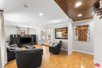 18032 Mariner Dr in Victorville, CA - Building Photo - Building Photo