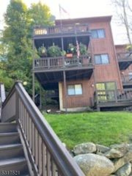 4 Red Lodge Dr-Unit -5 in Vernon, NJ - Building Photo