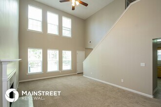 9535 Lakeview Rd in Union City, GA - Building Photo - Building Photo