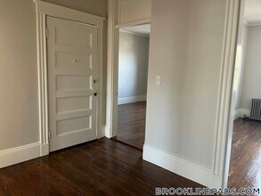 1855 Beacon St in Brookline, MA - Building Photo - Building Photo