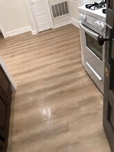 3412 W Foster Ave, Unit 1B in Chicago, IL - Foto de edificio - Building Photo