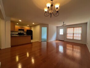 557 Gregory Ct, Unit 557 Gregory Ct in Highland, NY - Building Photo - Building Photo