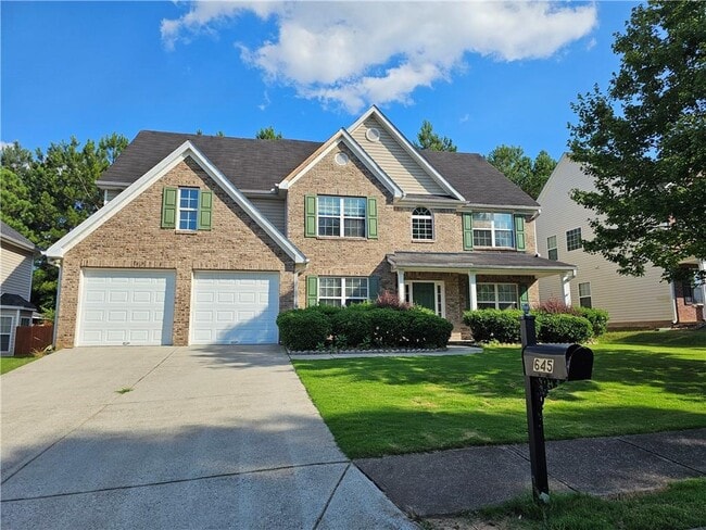 property at 645 Roxford Ln NE