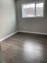 4219 52nd Ave NE in Chetwynd, BC - Building Photo - Building Photo