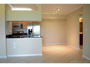 6559 Emerald Dunes Dr-Unit -306 in West Palm Beach, FL - Building Photo - Building Photo