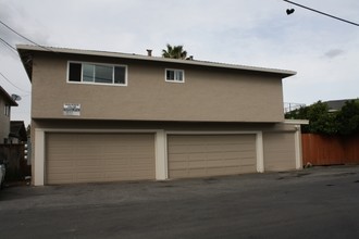 1138 Starbird Cir in San Jose, CA - Foto de edificio - Building Photo