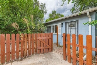 1129 Valley Manor Ct in Colorado Springs, CO - Building Photo - Building Photo