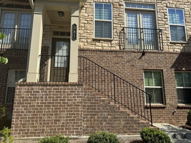 381 Northaven Ave in Suwanee, GA - Building Photo - Building Photo