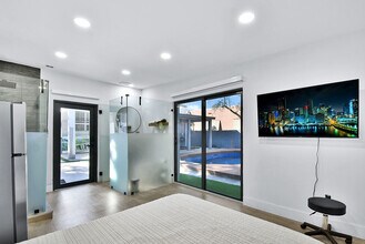 85 NW 47th St in Miami, FL - Building Photo - Building Photo