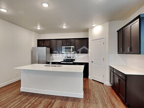 7391 S Copper Rim Dr in West Jordan, UT - Building Photo - Building Photo