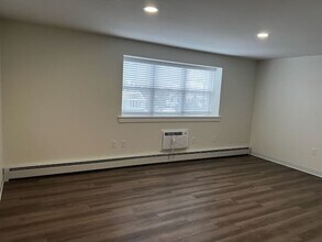 1751 Washington St in Braintree, MA - Building Photo - Building Photo