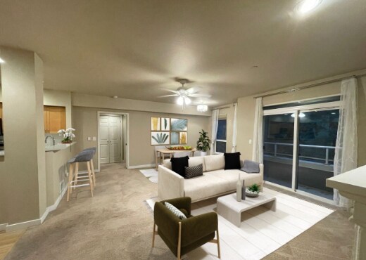 925 110th Ave NE, Unit 307 in Bellevue, WA - Foto de edificio