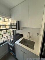 1200 Massachusetts Ave, Unit 217 in Cambridge, MA - Building Photo
