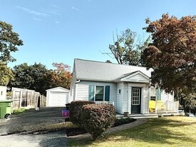 2 Wayne St in Croton-on-Hudson, NY - Building Photo