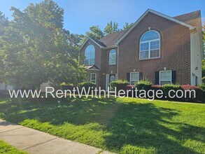 61 Briandwood Dr in Newnan, GA - Foto de edificio - Building Photo