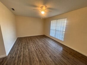 712 Michigan Ave in Lynn Haven, FL - Building Photo - Building Photo