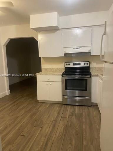 6241 Dawson St in Hollywood, FL - Building Photo