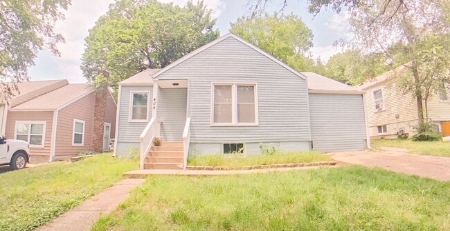 404 S 18th St in Manhattan, KS - Building Photo - Building Photo