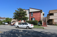 339 W Lexington Dr in Glendale, CA - Foto de edificio - Building Photo