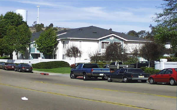 Mariners Village Apartments in San Diego, CA - Building Photo - Building Photo