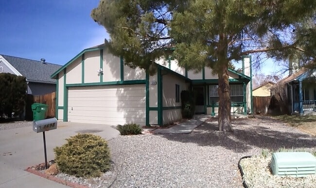 property at 1698 Bluehaven Dr