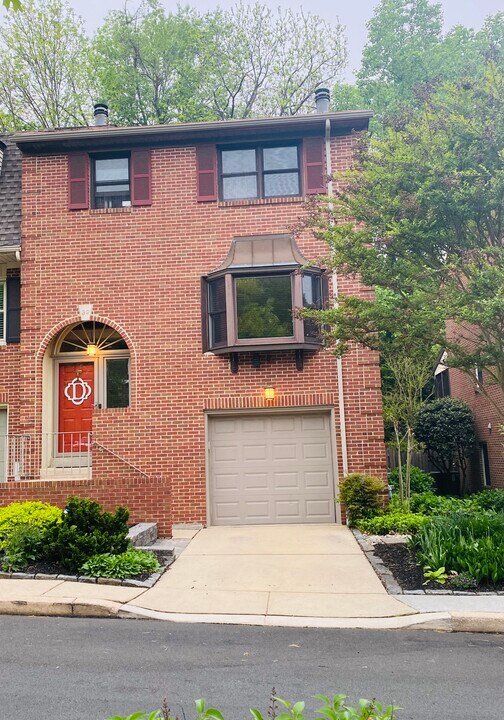 39 Rockford Rd in Wilmington, DE - Building Photo