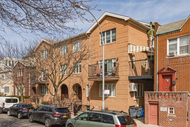 1675 47th St in Brooklyn, NY - Foto de edificio - Building Photo