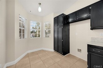 3740 S Bear St in Santa Ana, CA - Building Photo - Building Photo