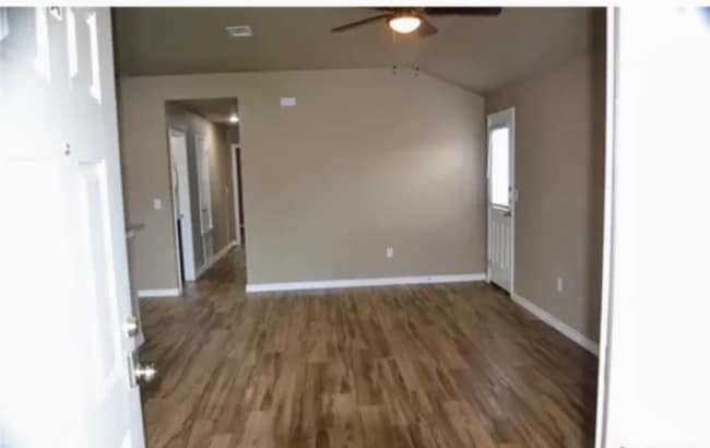 1204 N 18th St in Killeen, TX - Building Photo - Building Photo