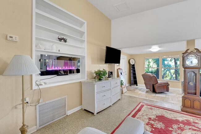 7901 Lois Mae Ct in Orlando, FL - Building Photo - Building Photo