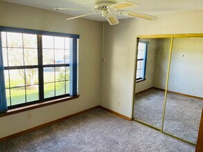 1113 Oak Forest Cir in Port Orange, FL - Foto de edificio - Building Photo