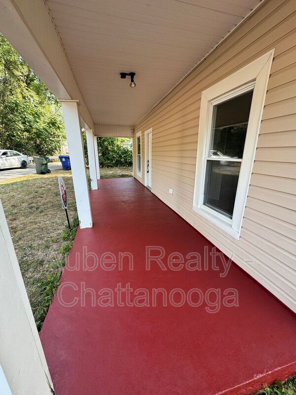 5714 Tennessee Ave in Chattanooga, TN - Building Photo - Building Photo