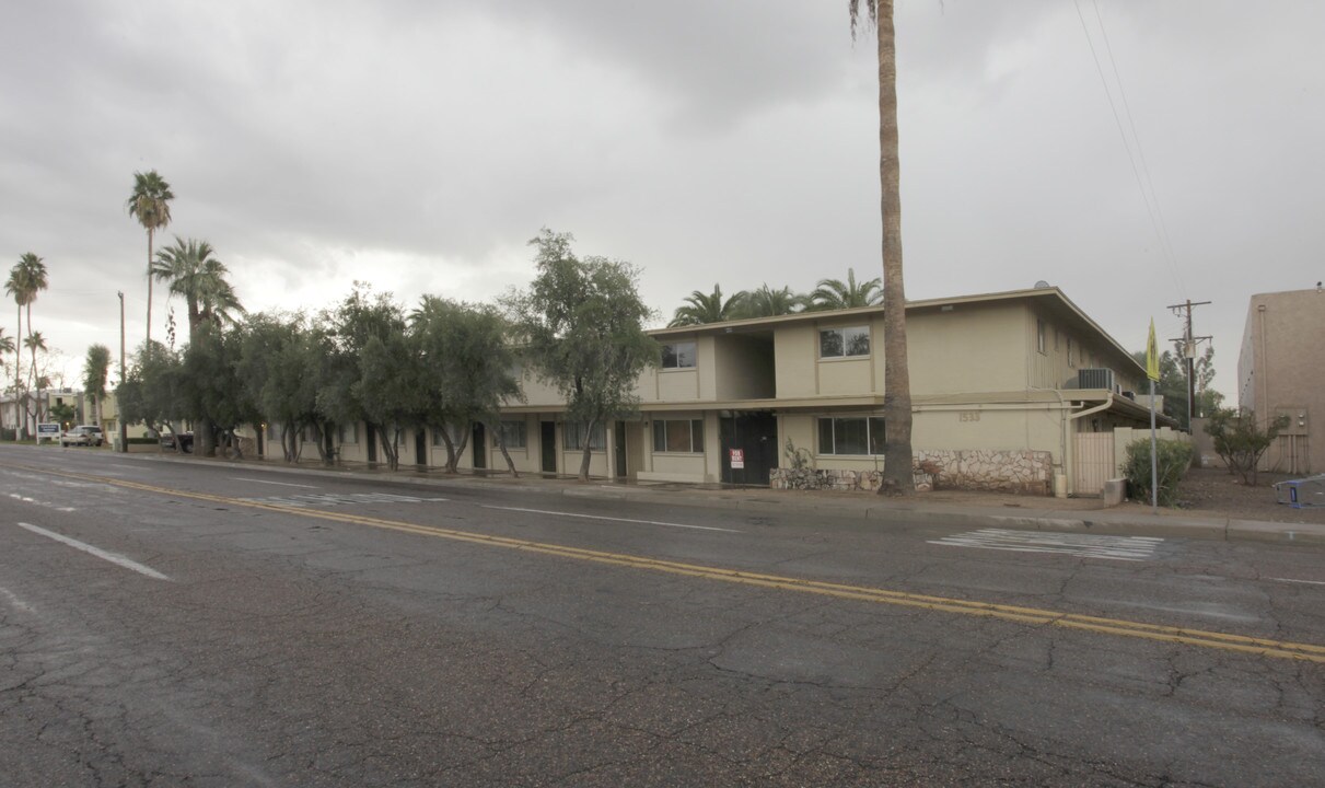 1533 W Missouri Ave in Phoenix, AZ - Building Photo