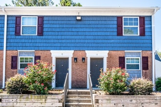 Bramblewood Apartments in Goldsboro, NC - Foto de edificio - Building Photo