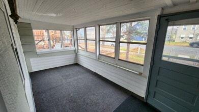 1127 Liberty St in La crosse, WI - Building Photo - Building Photo