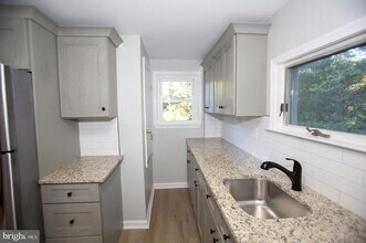 100 Moran Ln in Honey Brook, PA - Building Photo - Building Photo