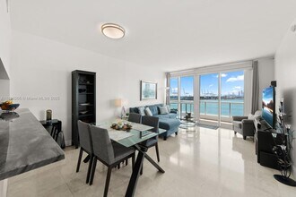 540 West Ave, Unit 714 in Miami Beach, FL - Building Photo - Building Photo