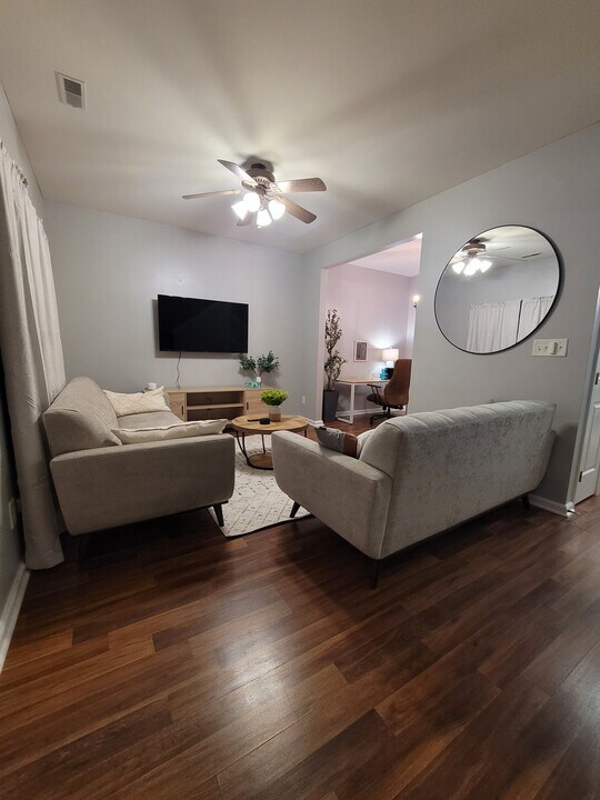 4919 Sunburst Ln in Charlotte, NC - Building Photo