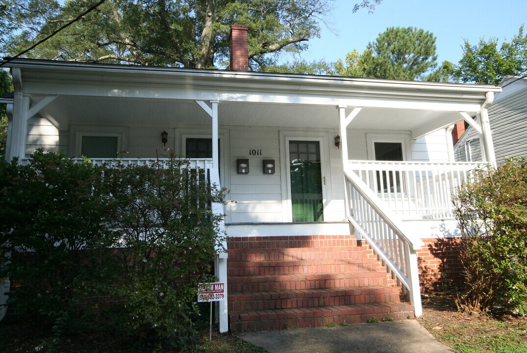 1011 Clarendon St in Durham, NC - Building Photo